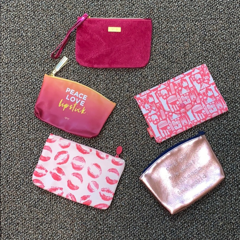 5 ipsy Glam bags